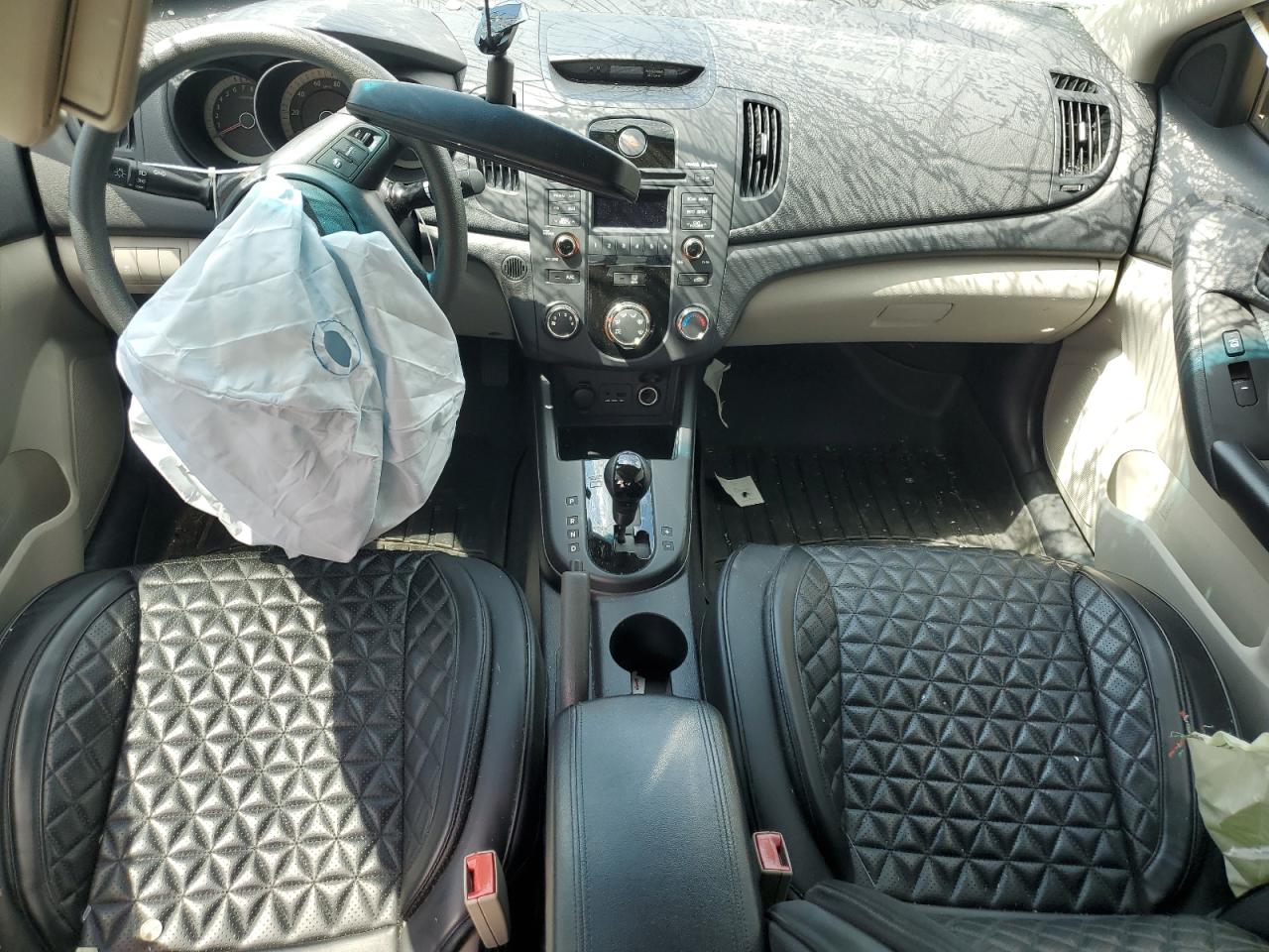 KNAFU4A22A5850249 2010 Kia Forte Ex