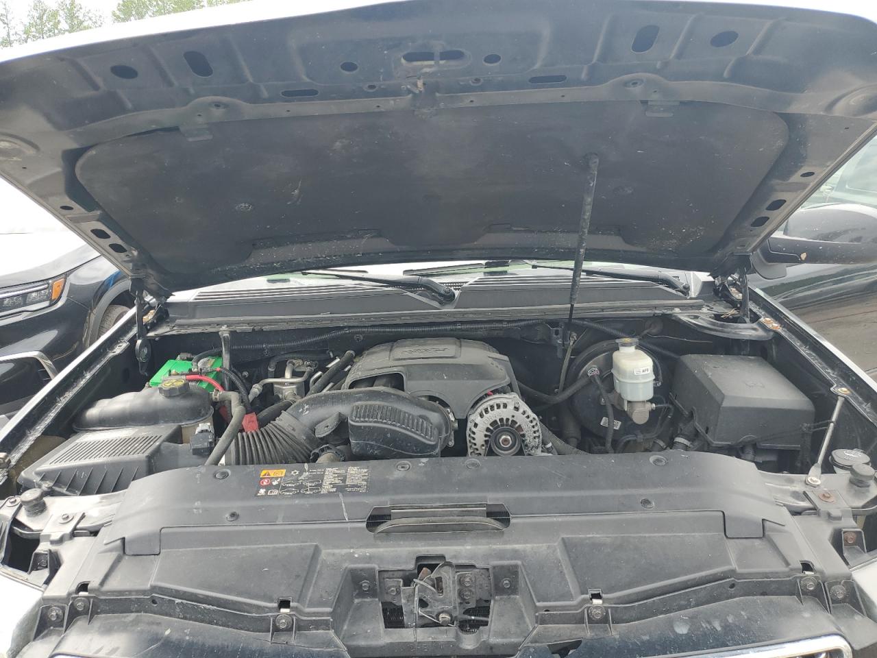 1GNSCJE06ER223703 2014 Chevrolet Suburban C1500 Lt