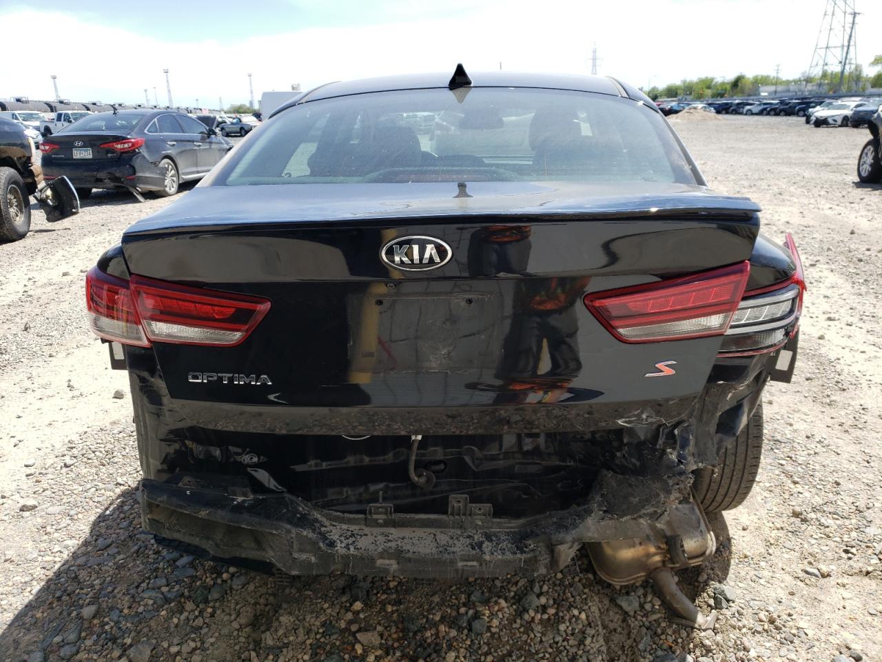 5XXGT4L3XJG190859 2018 Kia Optima Lx