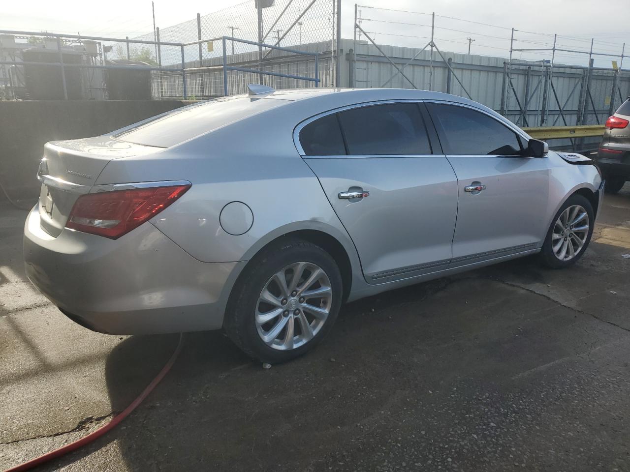 1G4GB5G33FF146609 2015 Buick Lacrosse