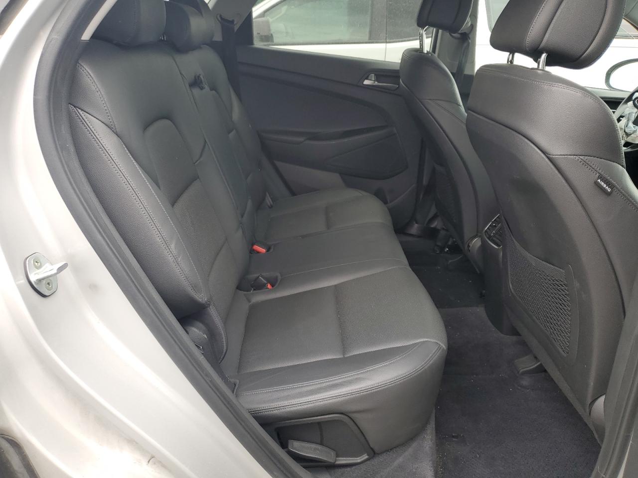 KM8J33A24GU031747 2016 Hyundai Tucson Limited