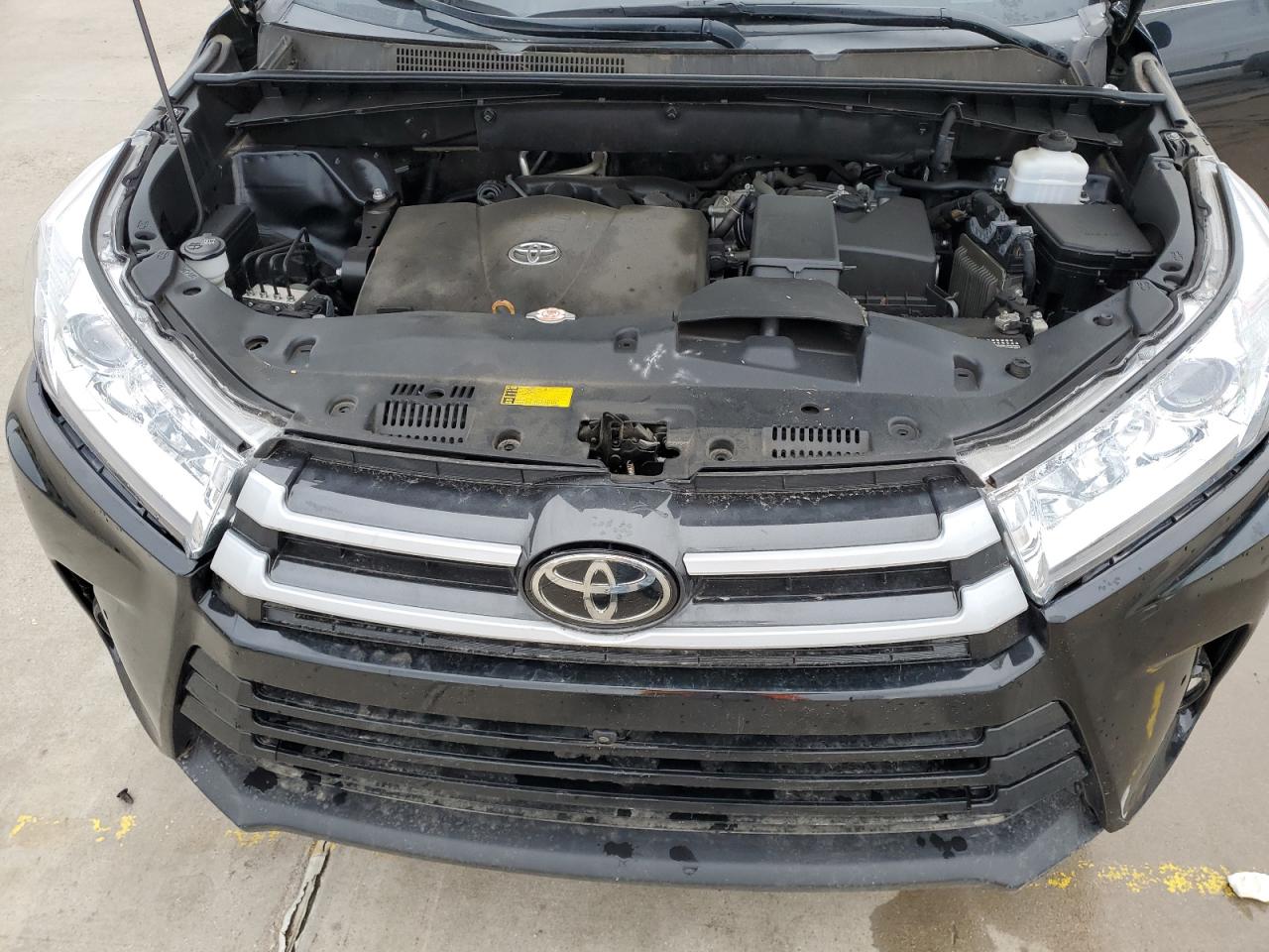 5TDYZRFH5KS334096 2019 Toyota Highlander Limited Platinum
