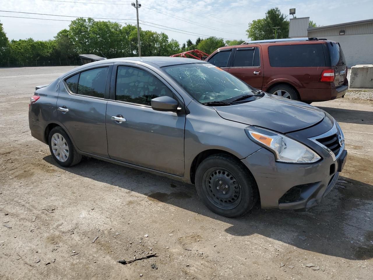 3N1CN7AP3KL822576 2019 Nissan Versa S