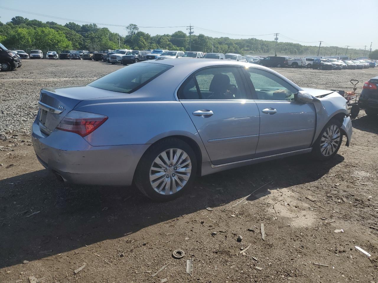 JH4KB2F66BC000384 2011 Acura Rl