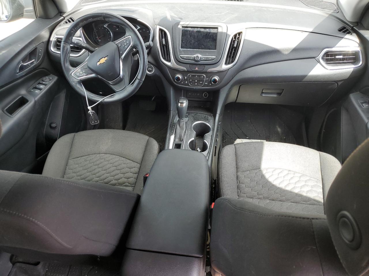 3GNAXUEV9KS506098 2019 Chevrolet Equinox Lt