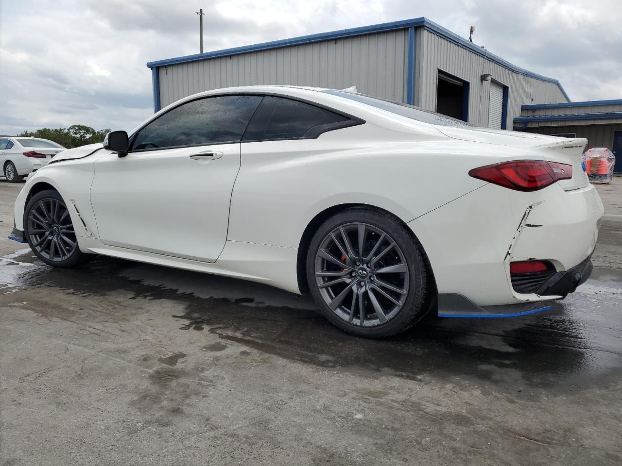 JN1EV7EK4JM342574 2018 Infiniti Q60 Luxe 300