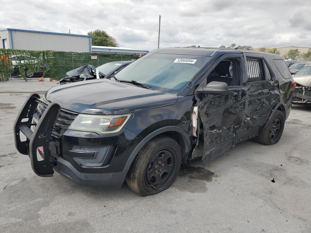 1FM5K8AR7HGB47135 2017 Ford Explorer Police Interceptor