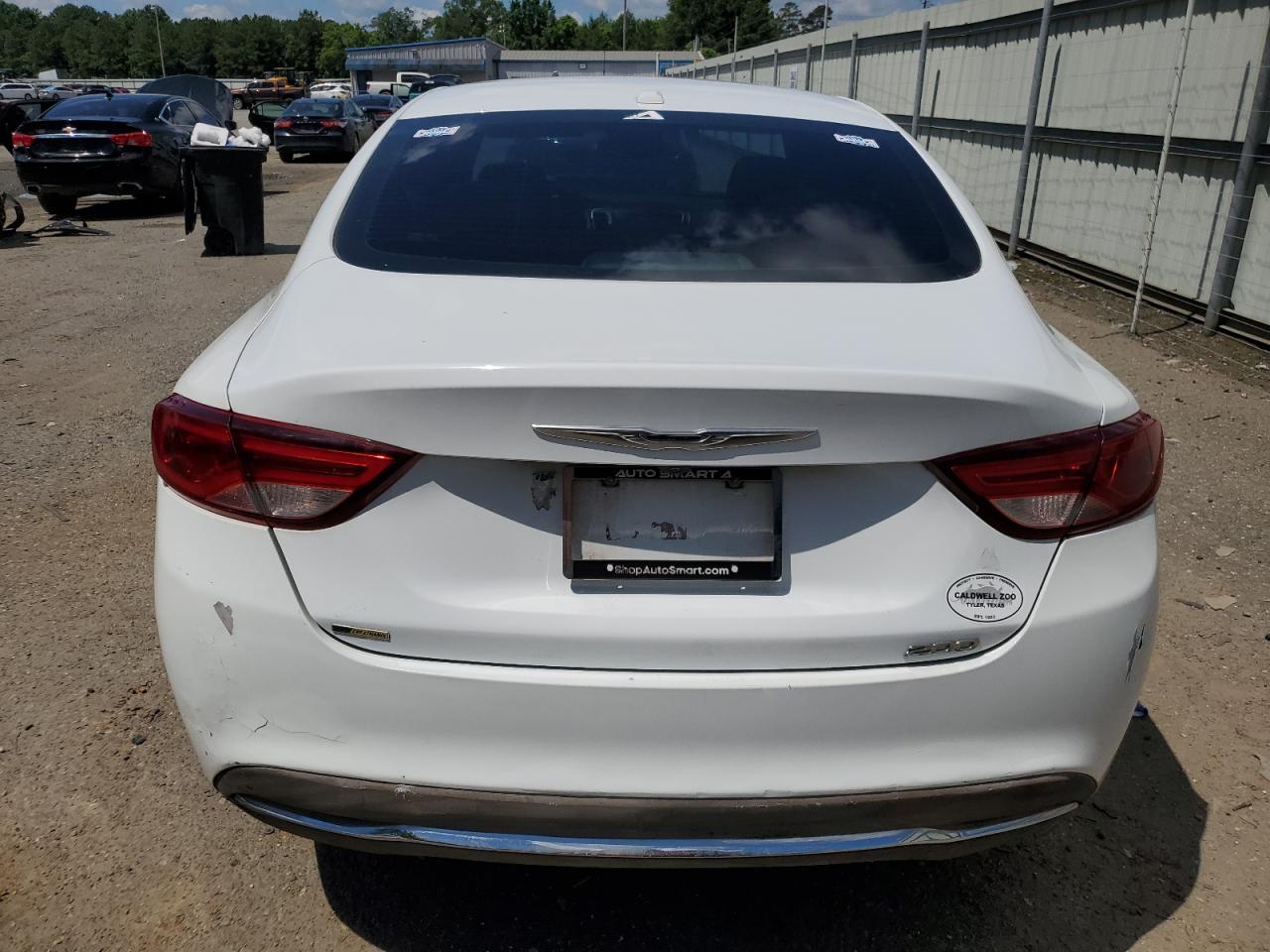 1C3CCCAB2FN621083 2015 Chrysler 200 Limited