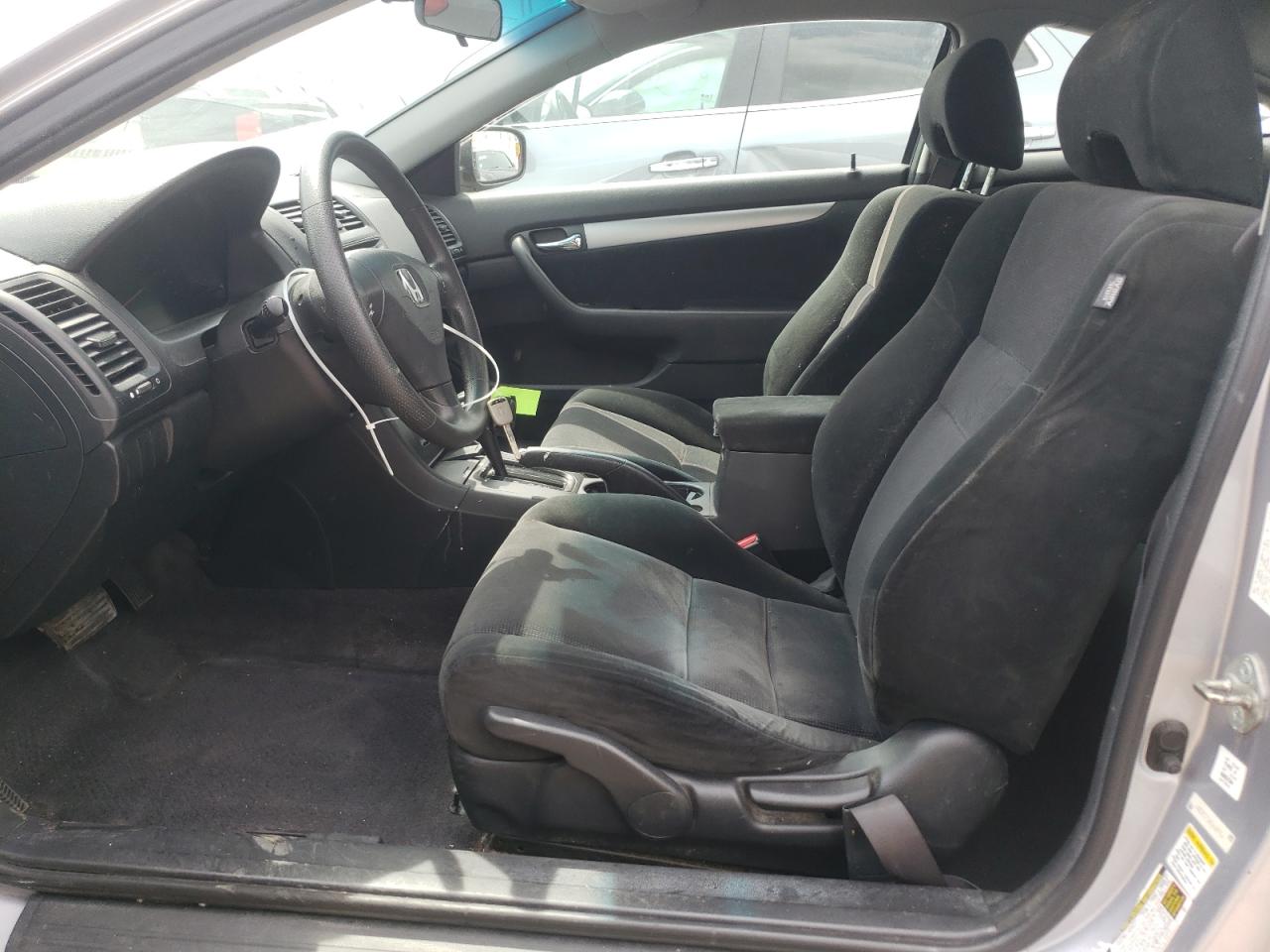 1HGCM72305A009561 2005 Honda Accord Lx