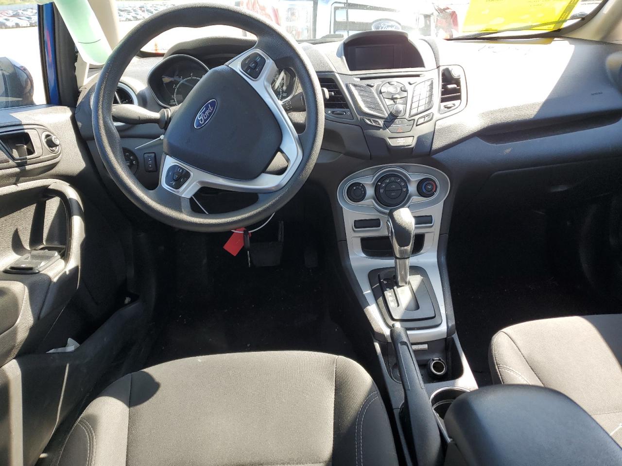 3FADP4BJ7KM145360 2019 Ford Fiesta Se