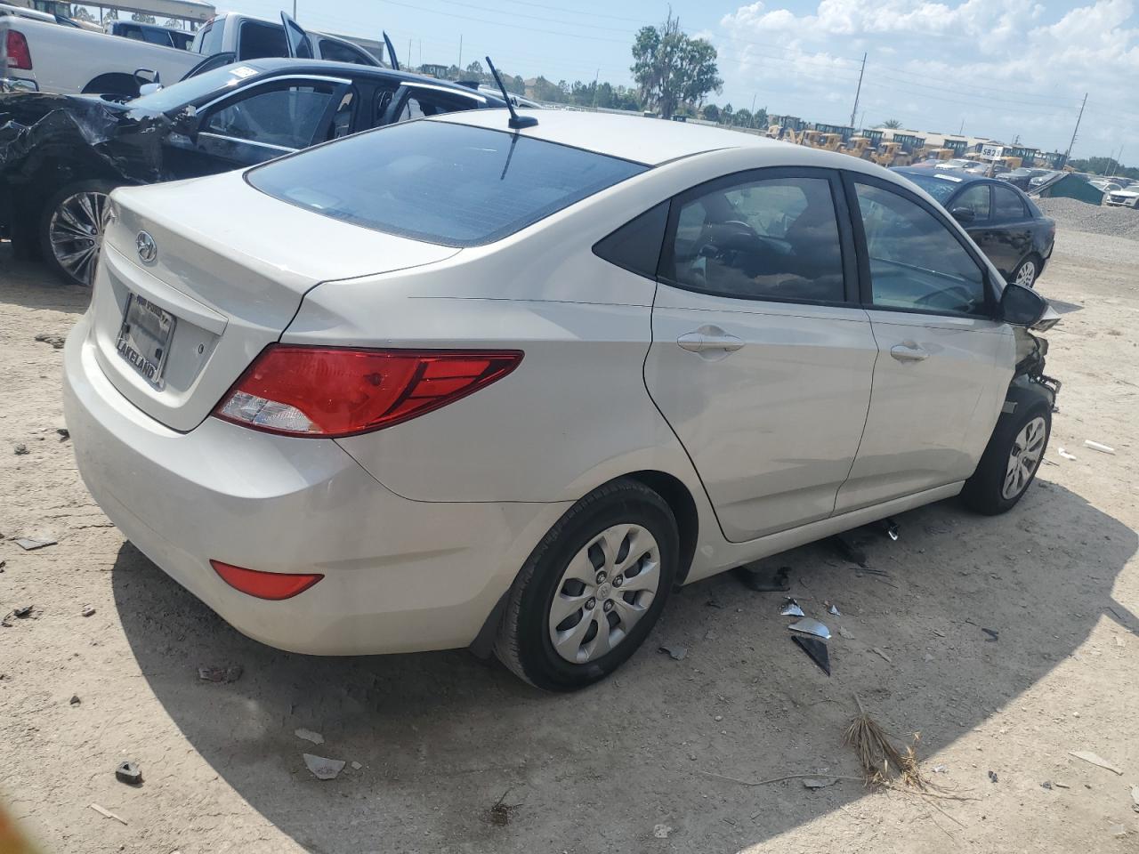 KMHCT4AE7GU151003 2016 Hyundai Accent Se