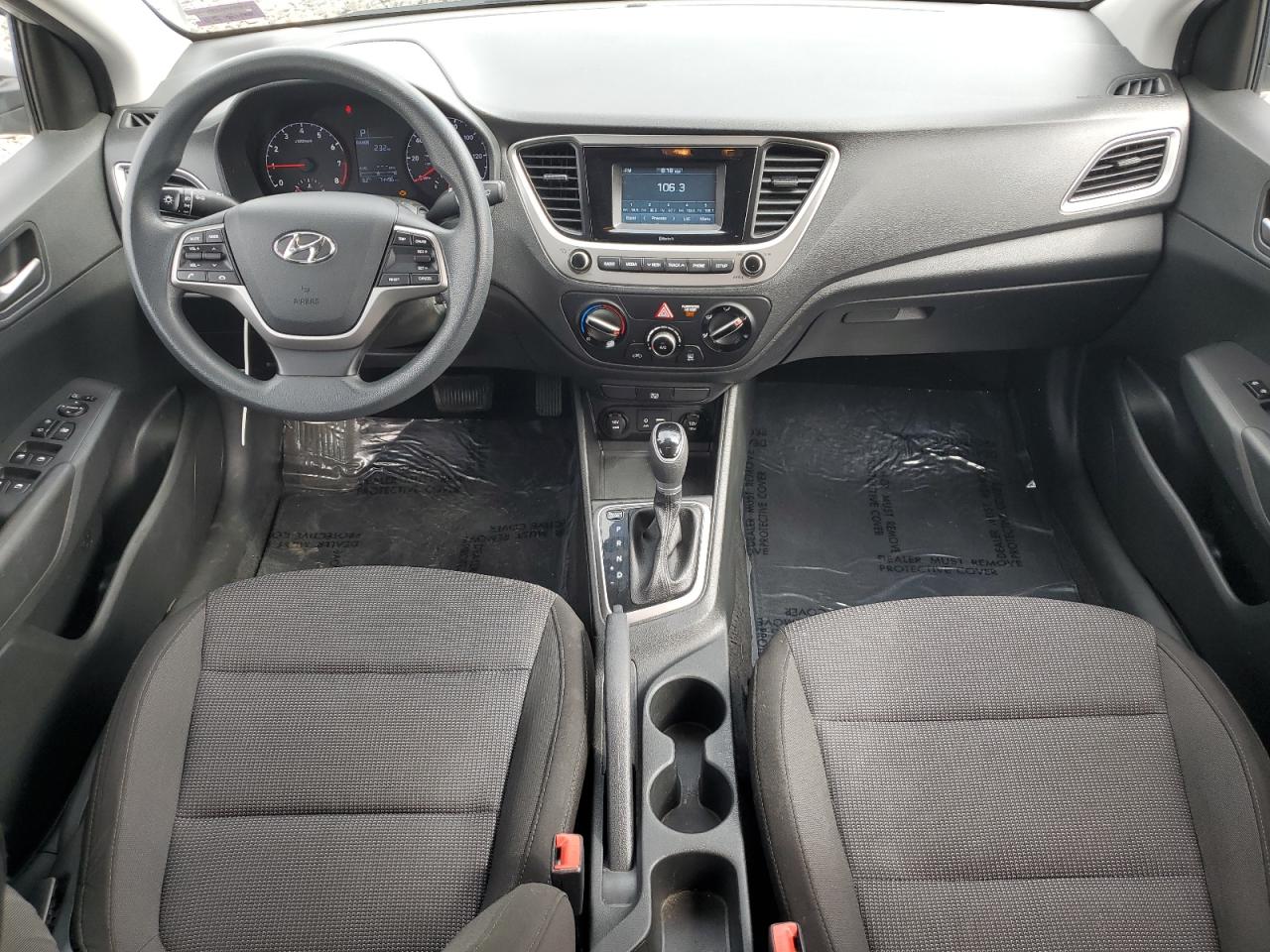 2019 Hyundai Accent Se vin: 3KPC24A30KE044226