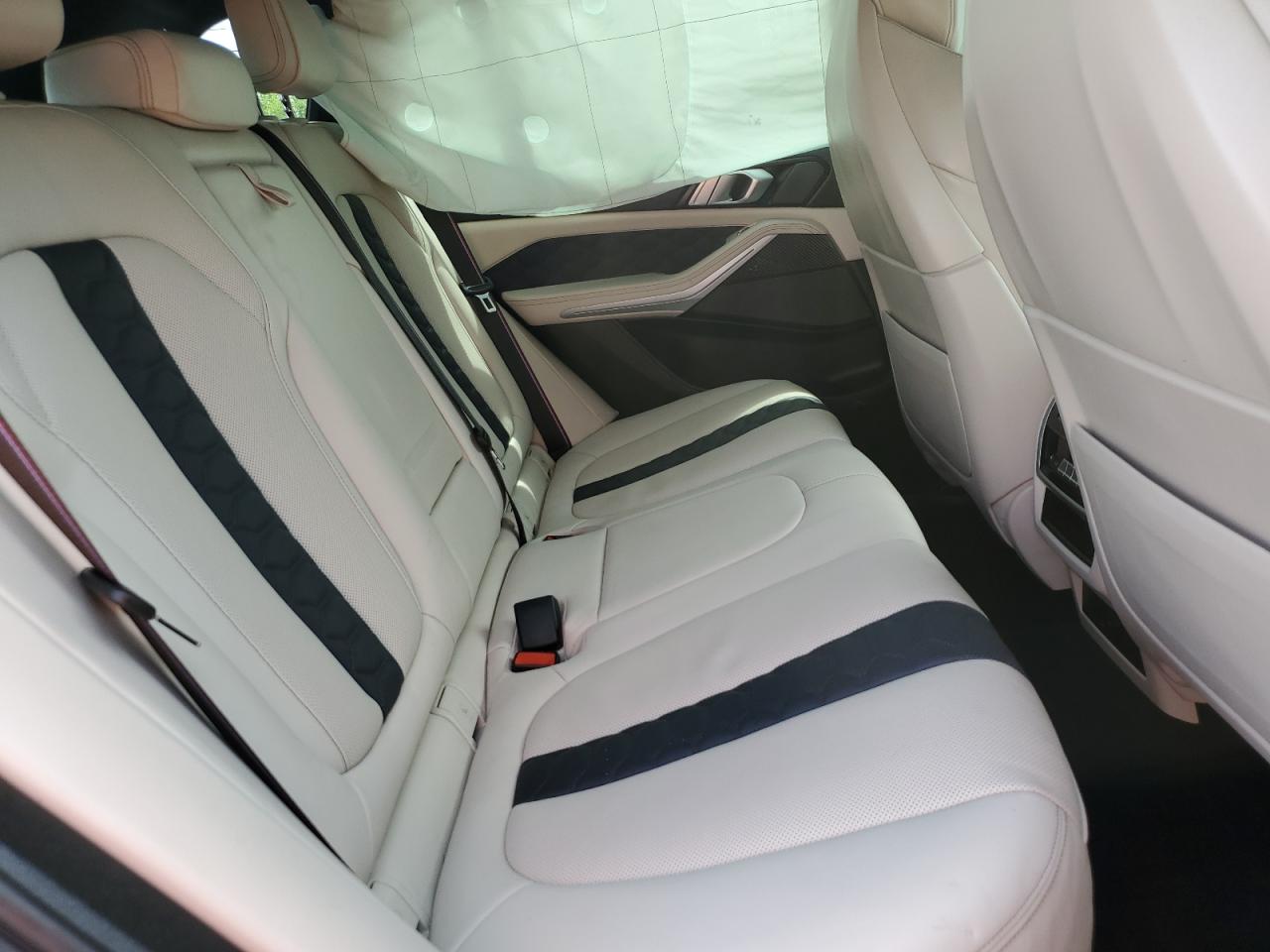 5YMJU0C03N9K39640 2022 BMW X5 M