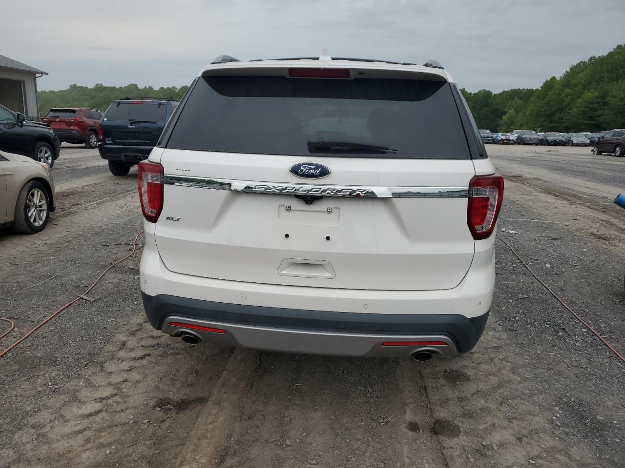 1FM5K7D83HGD14538 2017 Ford Explorer Xlt