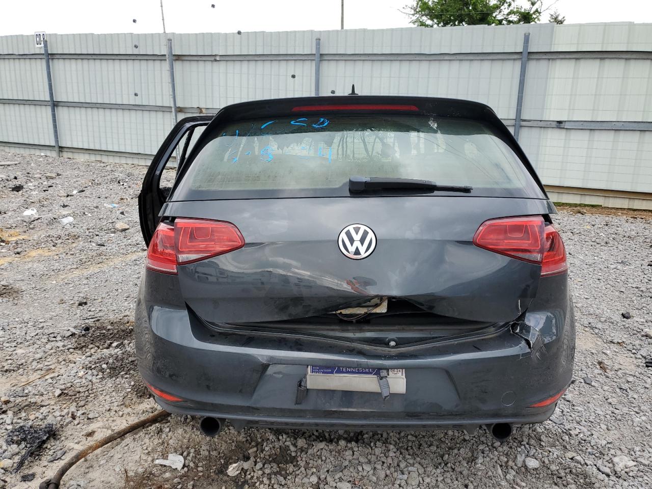 3VW447AU3HM049392 2017 Volkswagen Gti S/Se