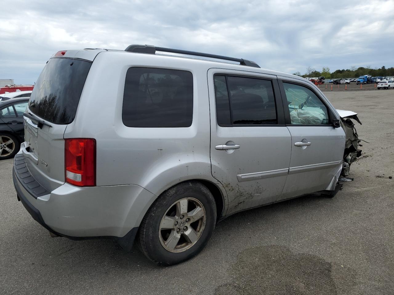 5FNYF4H59BB047461 2011 Honda Pilot Exl