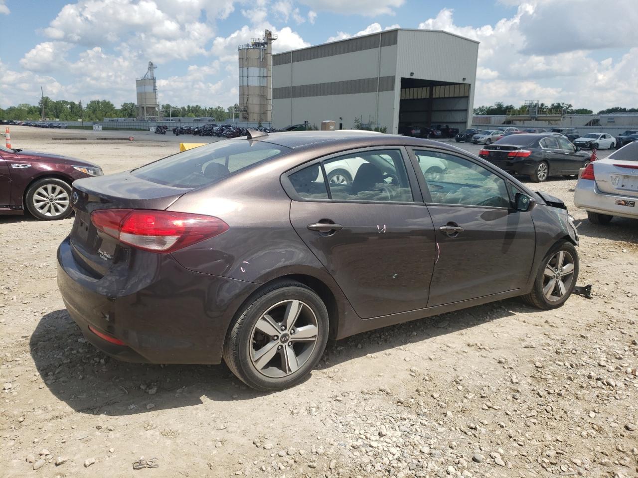 3KPFL4A70JE214743 2018 Kia Forte Lx