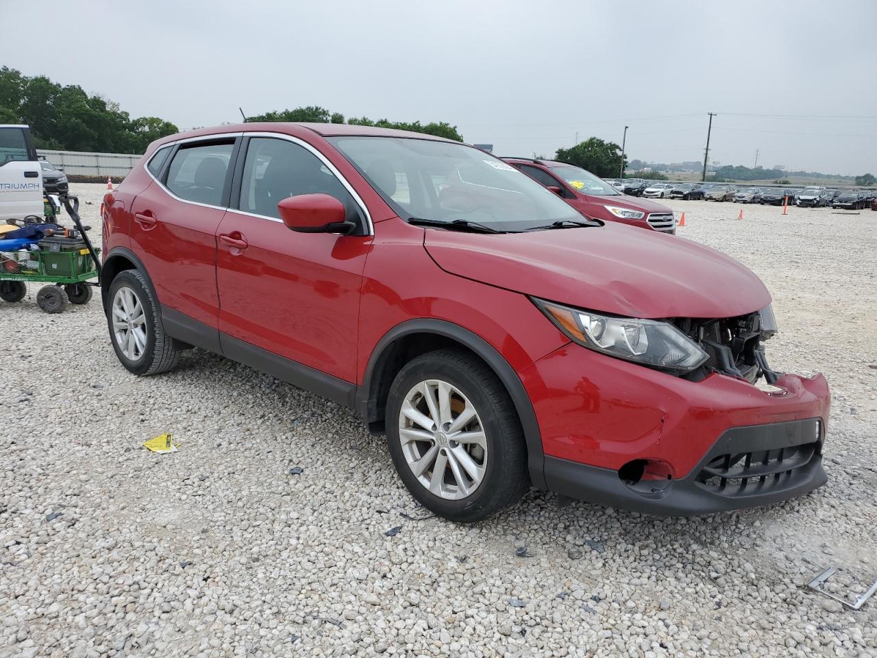 JN1BJ1CR2JW255174 2018 Nissan Rogue Sport S