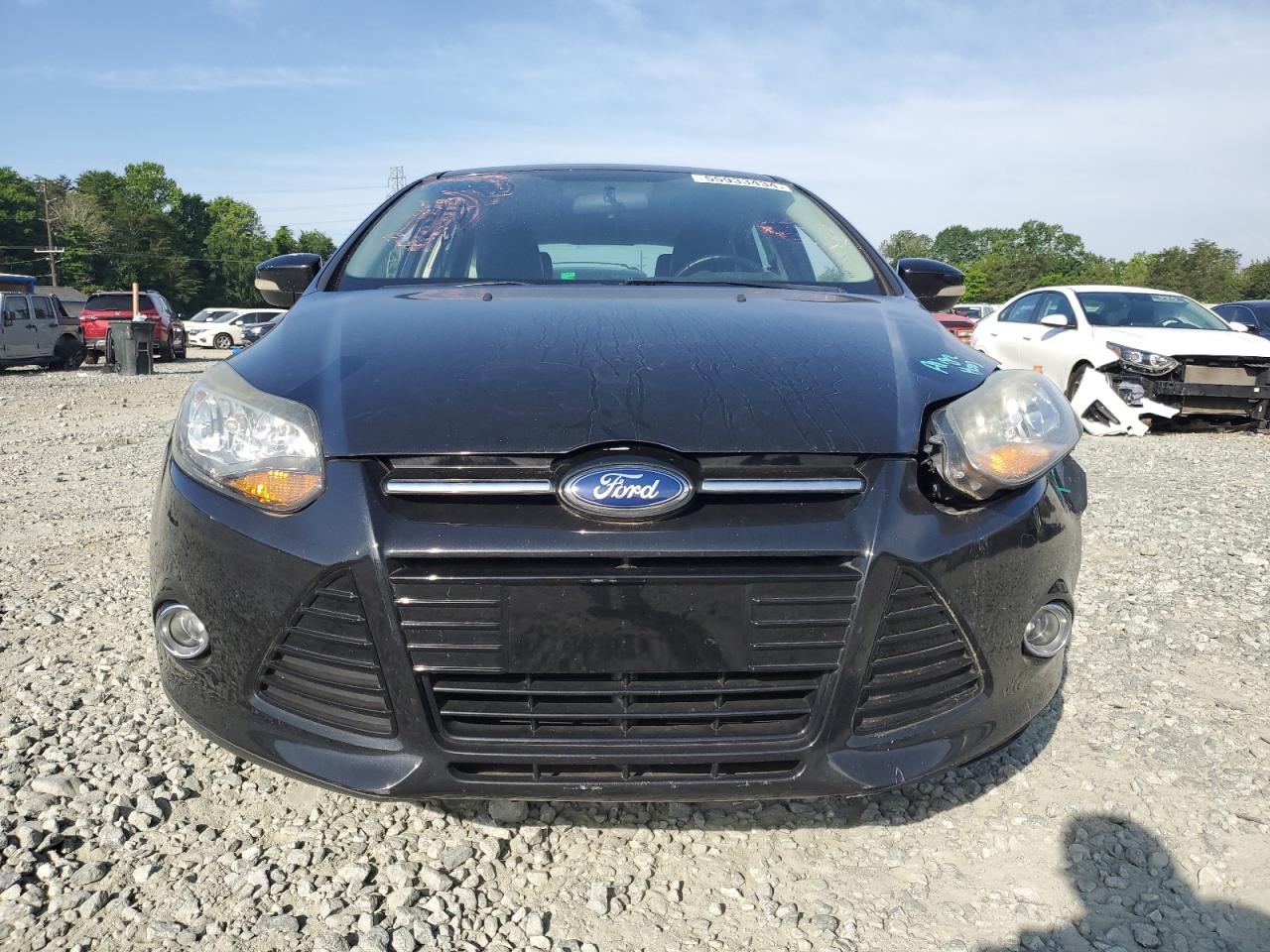 1FADP3N23EL319946 2014 Ford Focus Titanium