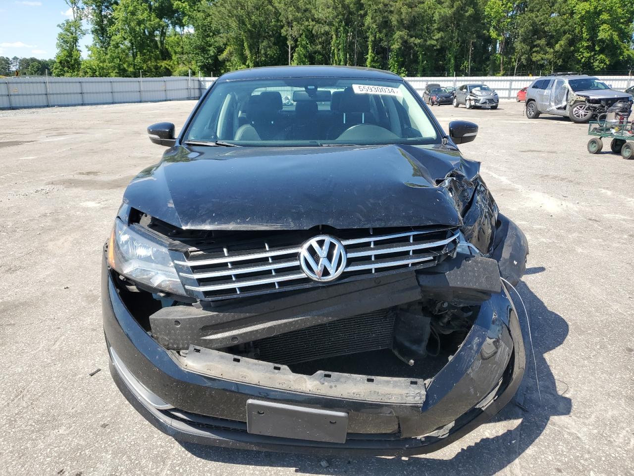 1VWCT7A34FC068280 2015 Volkswagen Passat Sel