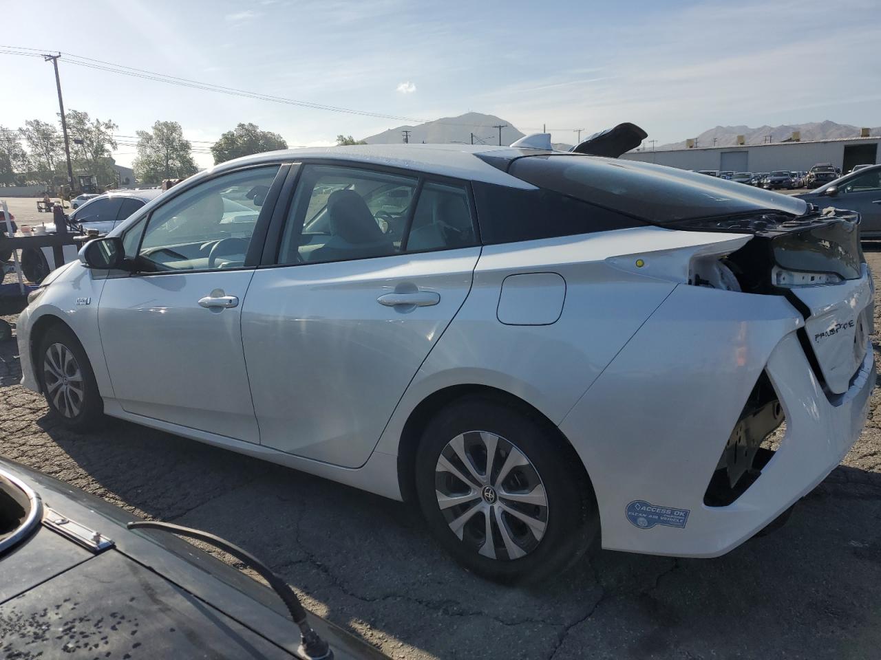 2021 Toyota Prius Prime Le vin: JTDKAMFP5M3167122