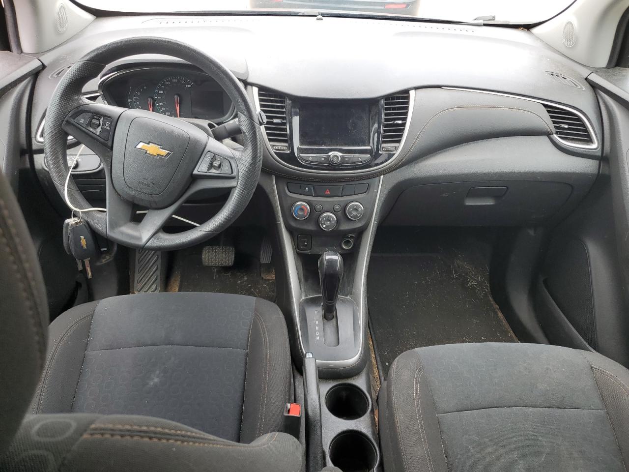 KL7CJKSBXLB021030 2020 Chevrolet Trax Ls