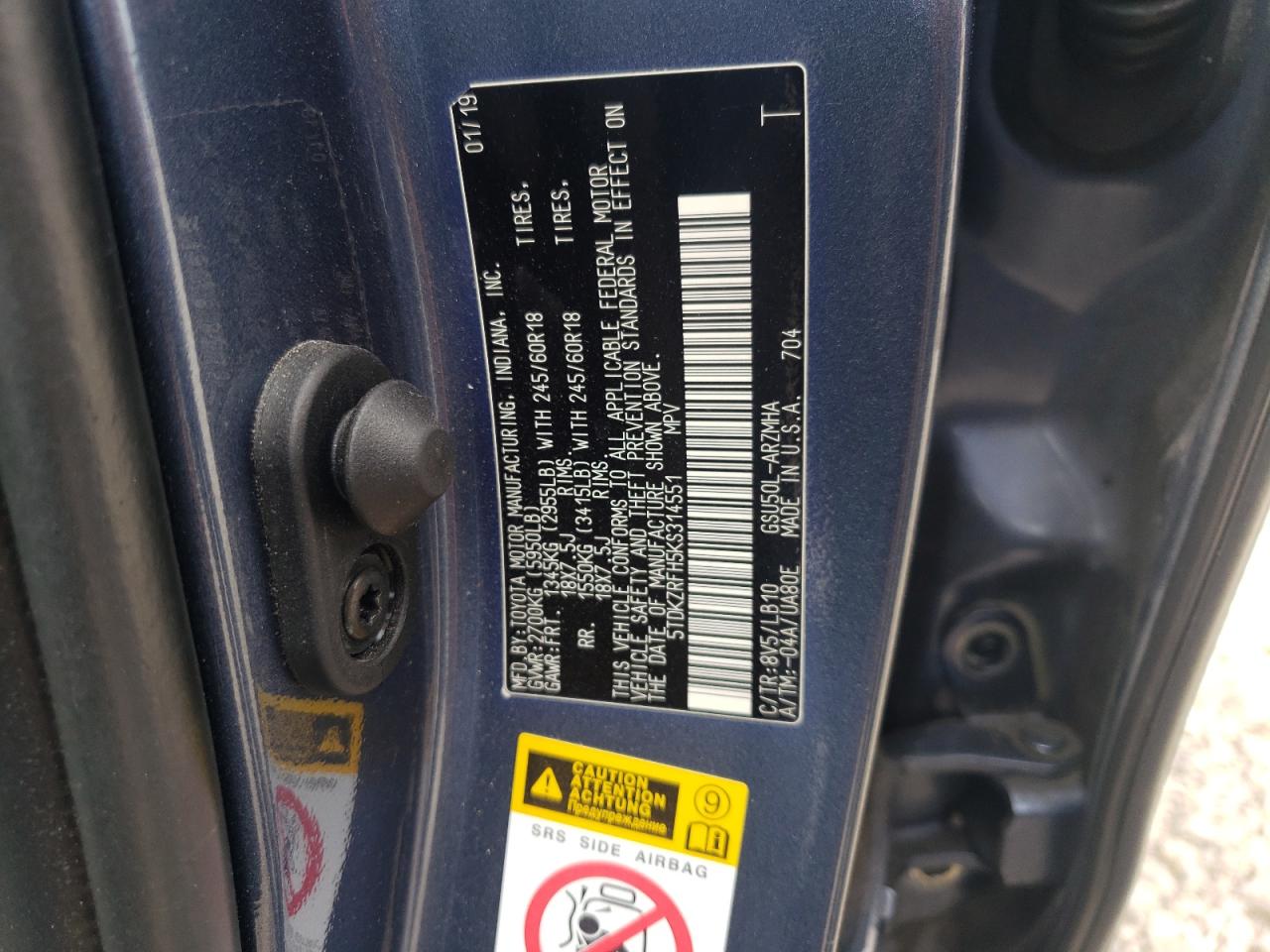 5TDKZRFH5KS314551 2019 Toyota Highlander Se