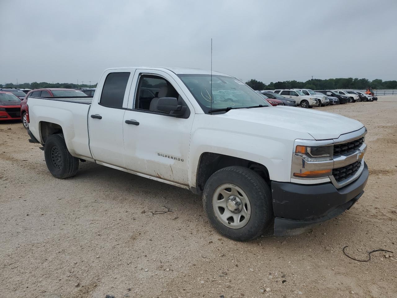 2018 Chevrolet Silverado C1500 vin: 1GCRCNEC2JZ286039