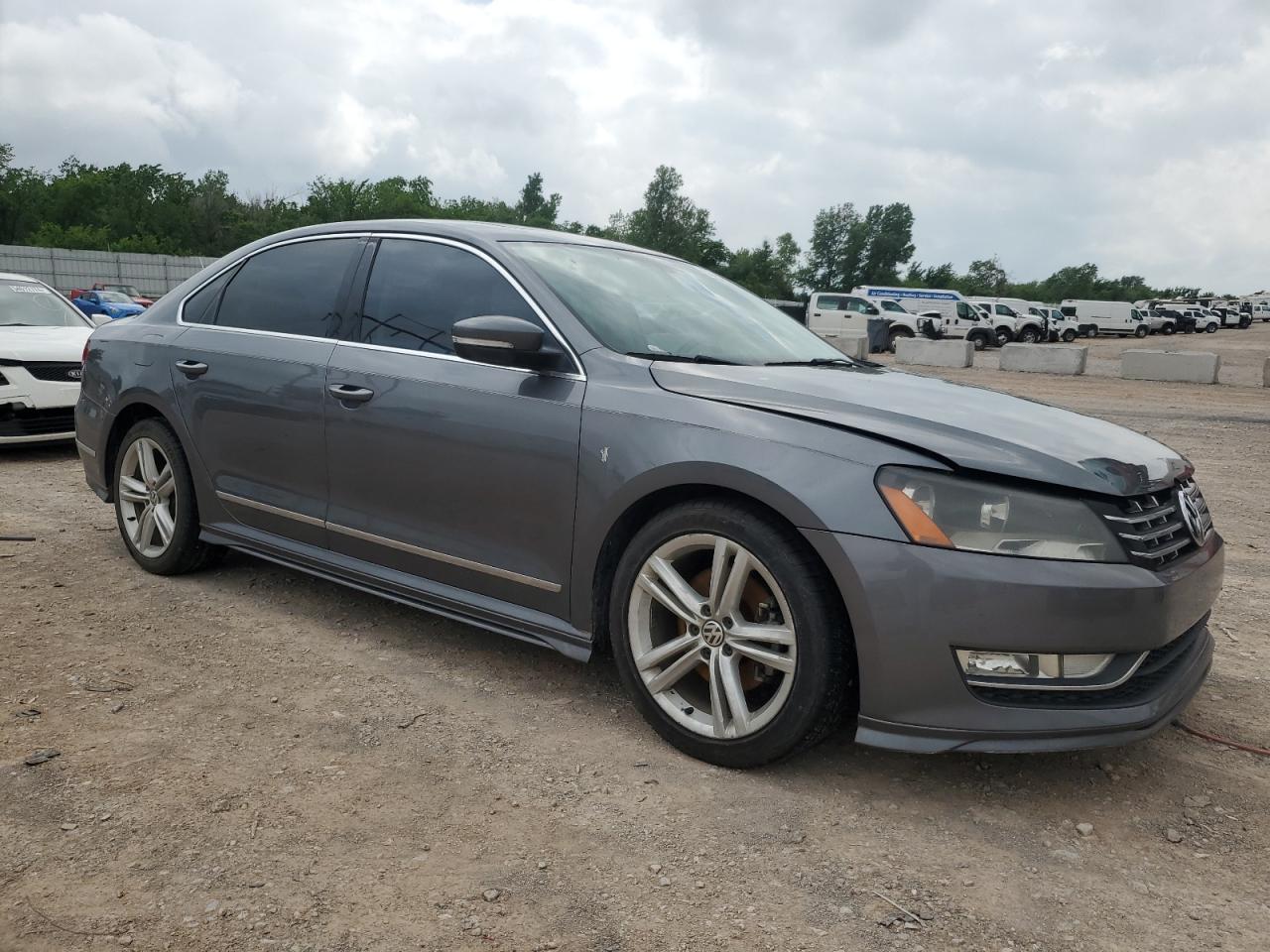 1VWCN7A37DC099191 2013 Volkswagen Passat Sel