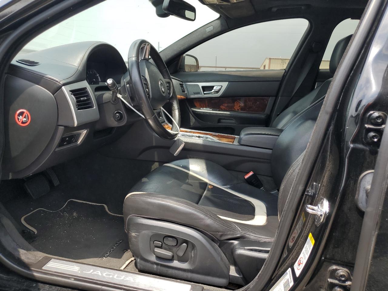 SAJWJ0FF1F8U70150 2015 Jaguar Xf 3.0 Sport Awd