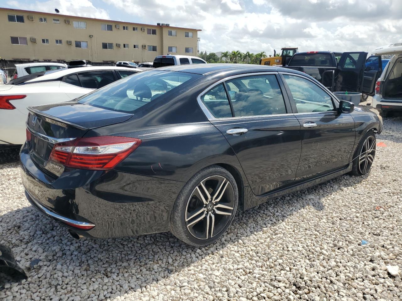 1HGCR2F51GA117027 HONDA ACCORD 2016