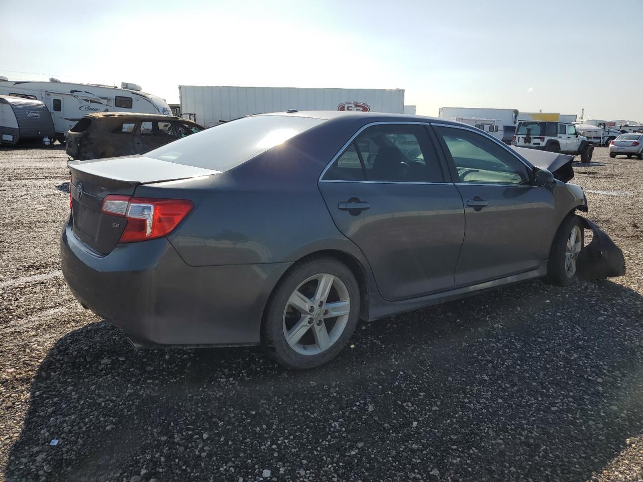 2012 Toyota Camry Base vin: 4T1BF1FK4CU094768