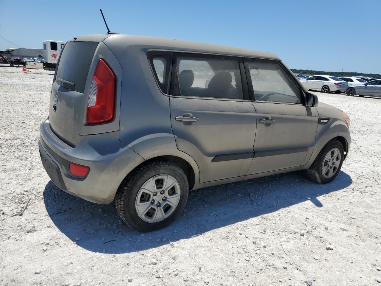 KNDJT2A58D7543711 2013 Kia Soul