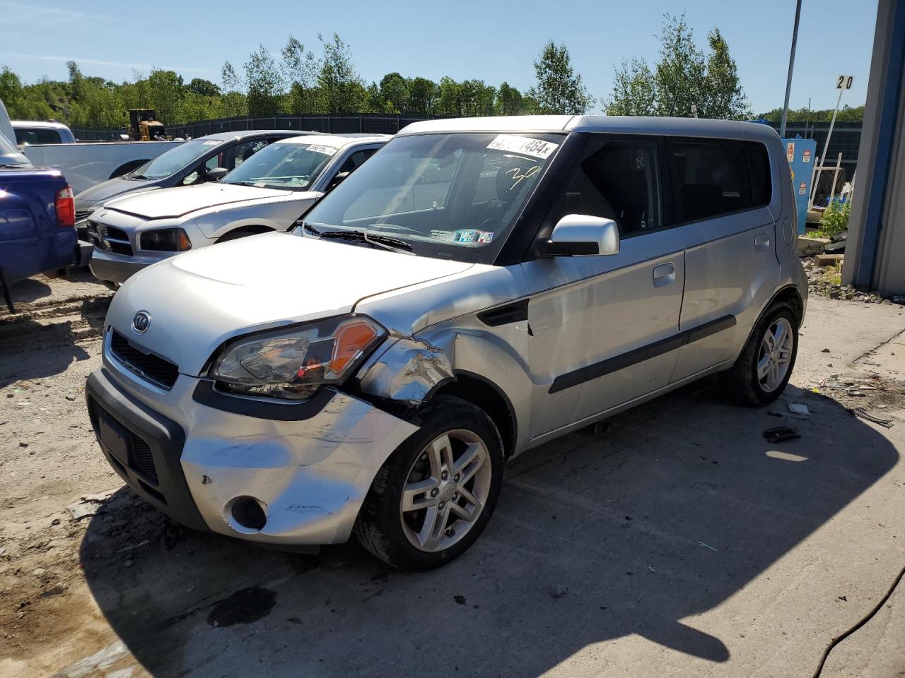 KNDJT2A28A7112349 2010 Kia Soul +