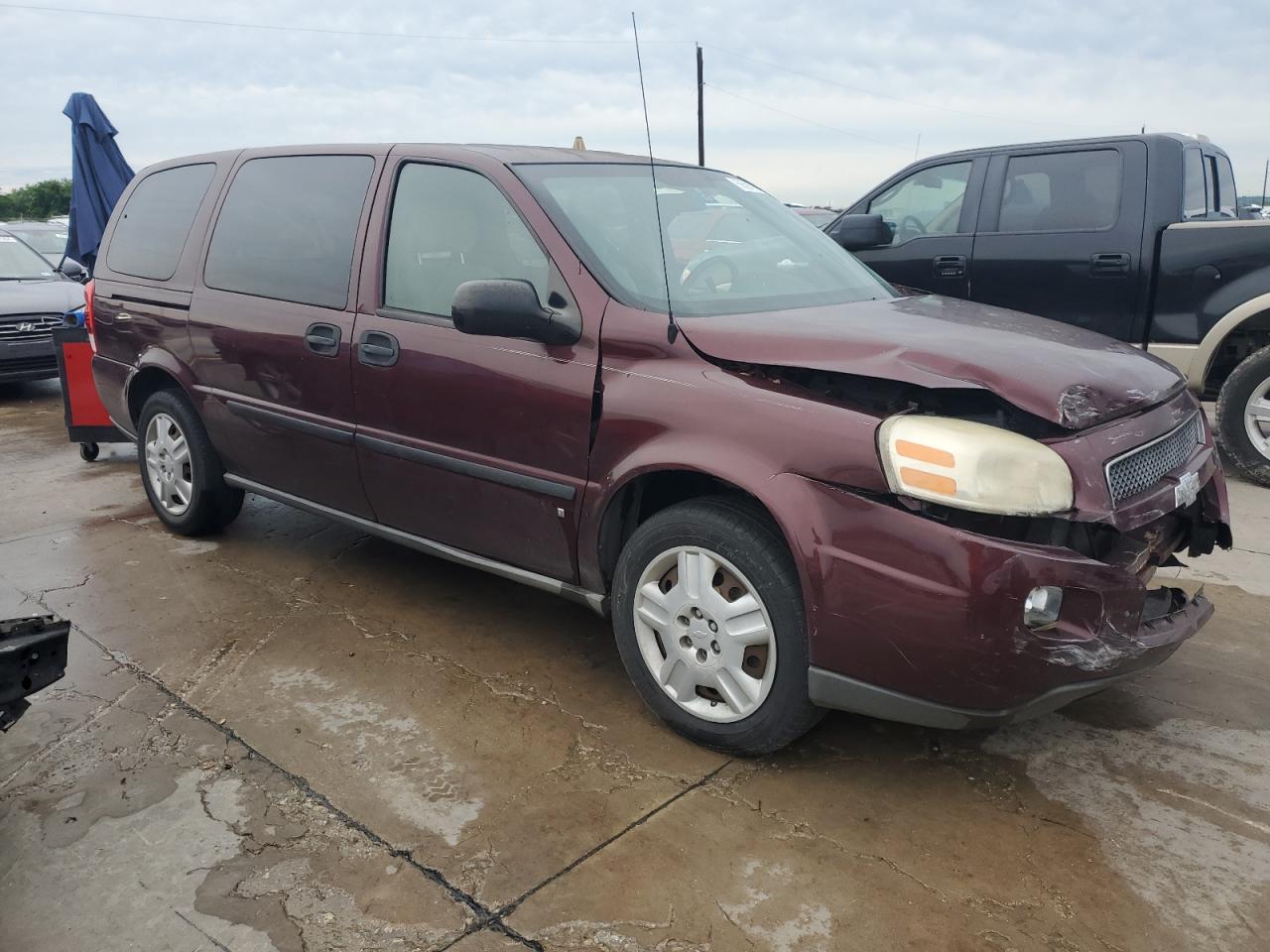 Lot #2957632166 2008 CHEVROLET UPLANDER L