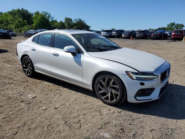 2019 Volvo S60 T5 Momentum VIN: 7JR102FK7KG011811 Lot: 56910234