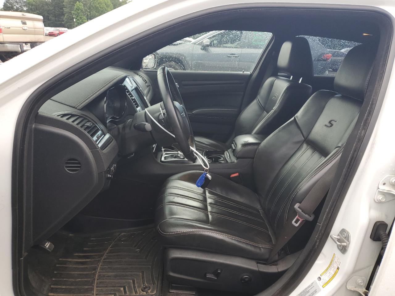 2C3CCABTXGH244069 2016 Chrysler 300 S