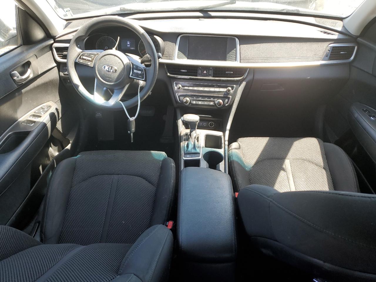 5XXGT4L33LG418882 KIA OPTIMA 2020