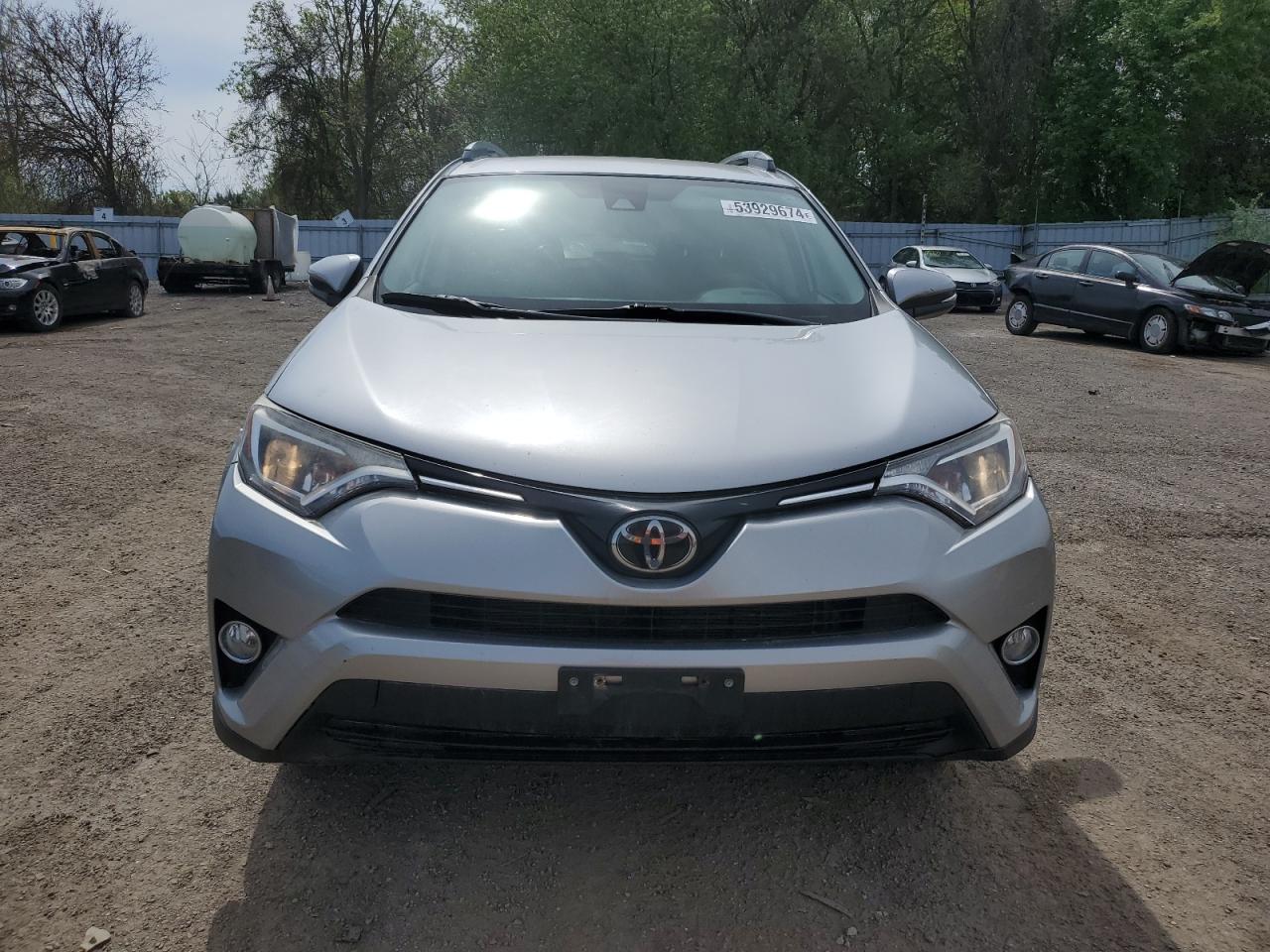 2T3ZFREV7HW379570 2017 Toyota Rav4 Le