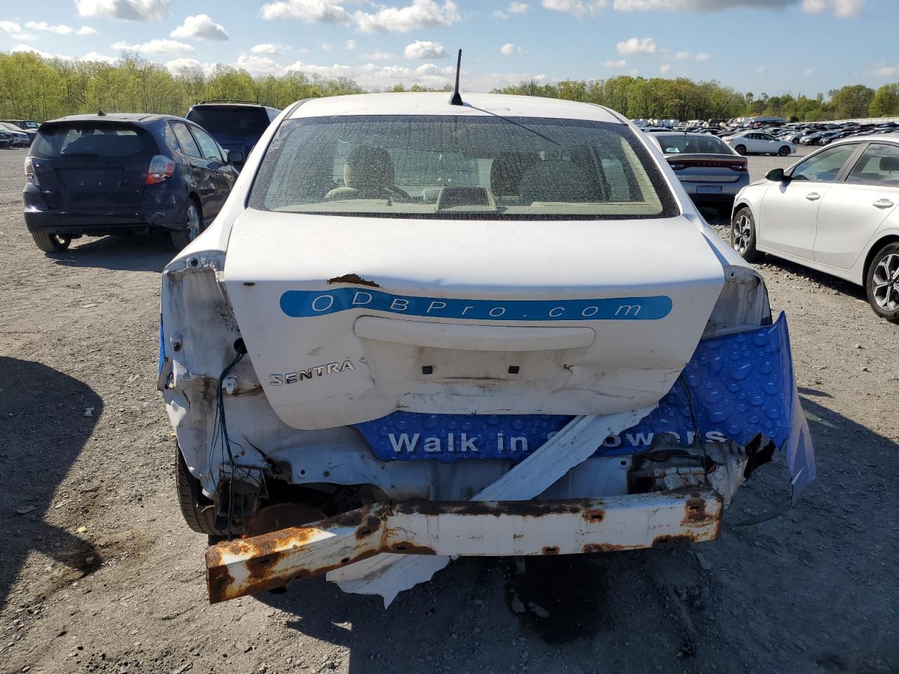 3N1AB61E38L607779 2008 Nissan Sentra 2.0