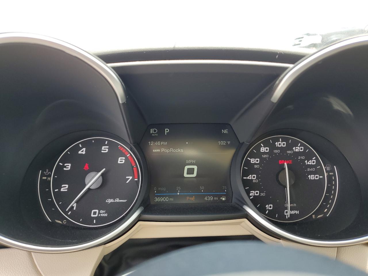 ZARFAECN6J7573401 2018 Alfa Romeo Giulia Ti