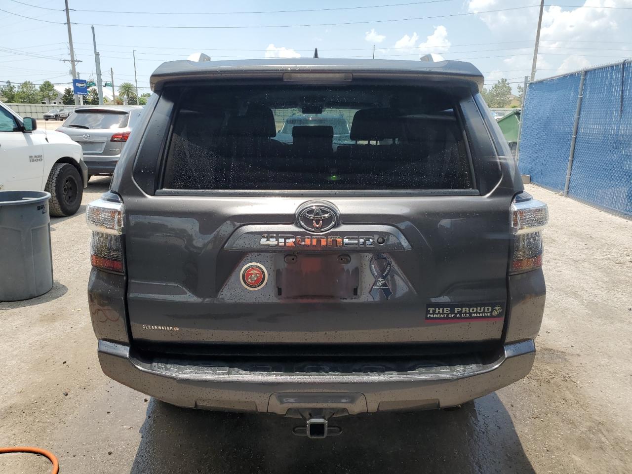 JTEZU5JR6H5162747 2017 Toyota 4Runner Sr5