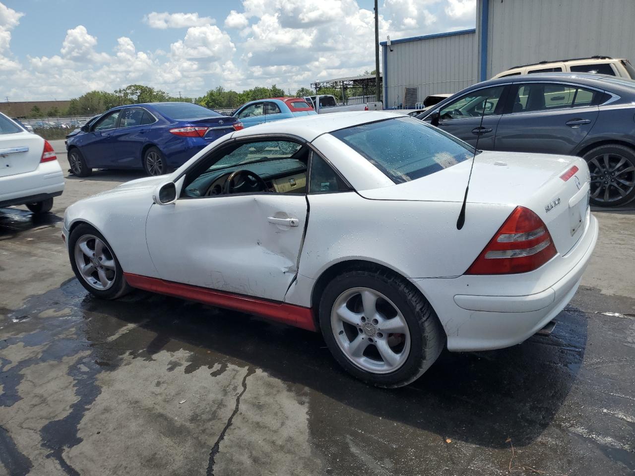 WDBKK65F42F263271 2002 Mercedes-Benz Slk 320