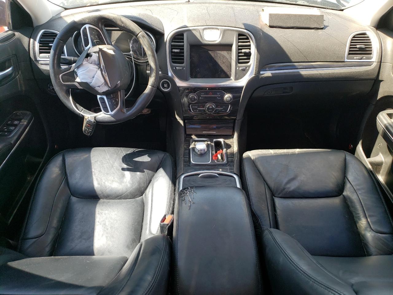 2C3CCAAG5JH121257 2018 Chrysler 300 Touring