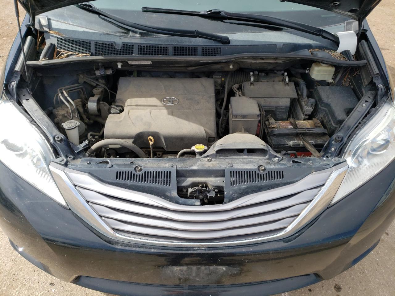 5TDYK3DC3GS720483 2016 Toyota Sienna Xle