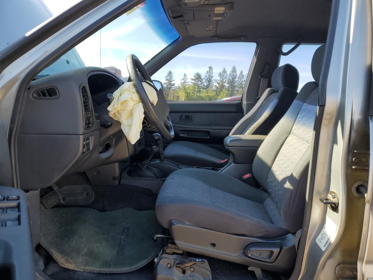 JN8AR05Y6XW298364 1999 Nissan Pathfinder Le