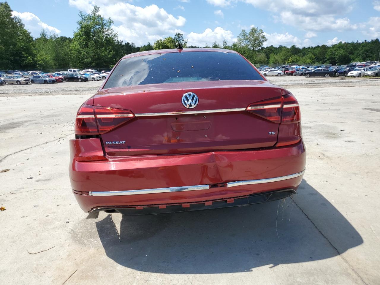 1VWDT7A37HC006301 2017 Volkswagen Passat R-Line