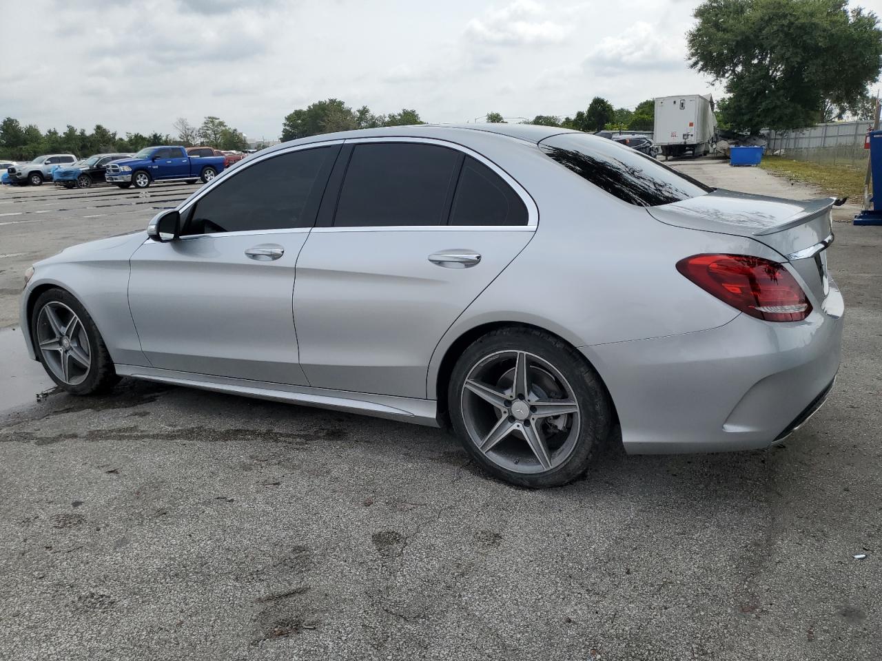 55SWF4JB7FU088201 2015 Mercedes-Benz C 300