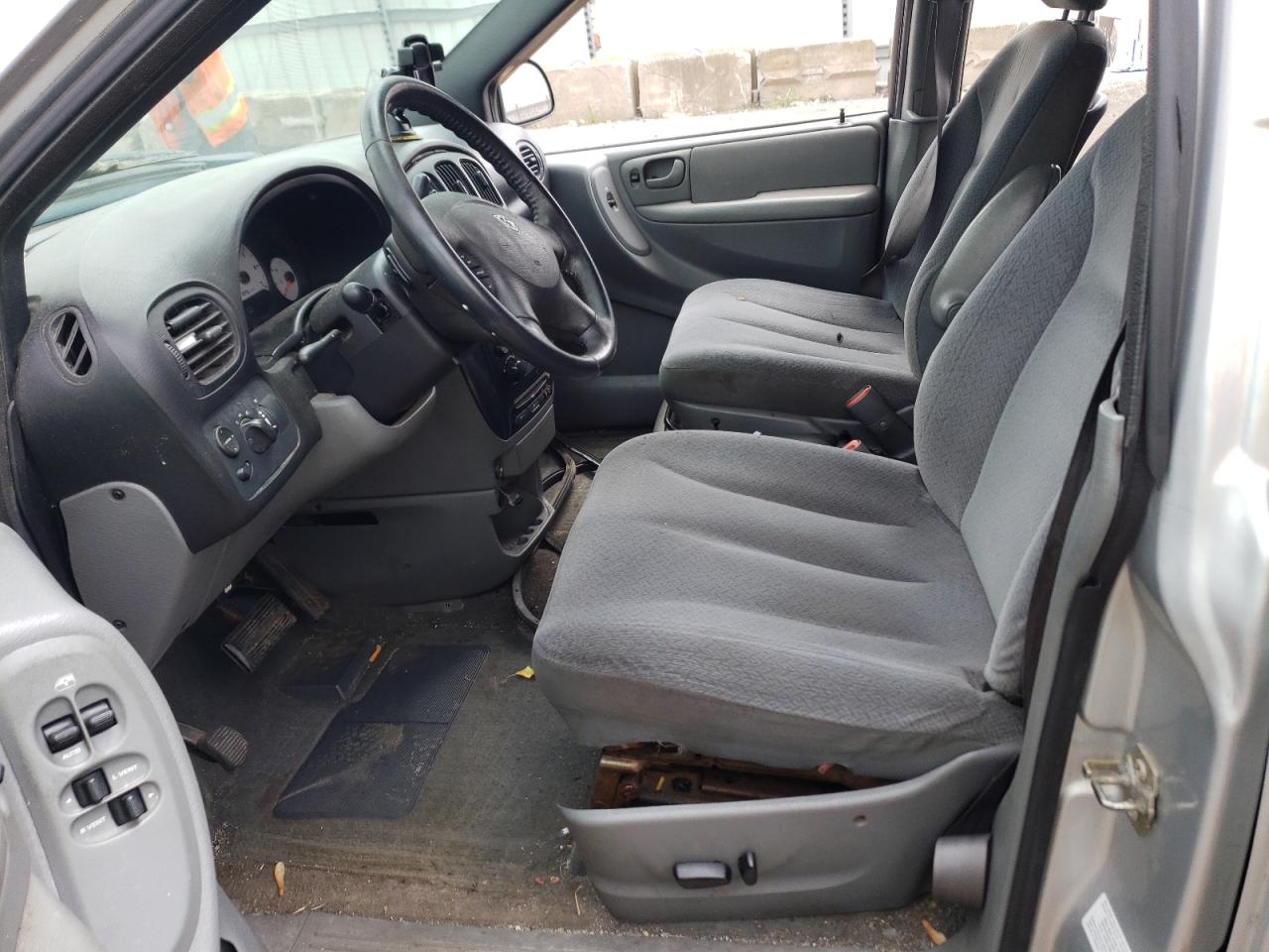 1D4GP45R15B134328 2005 Dodge Caravan Sxt