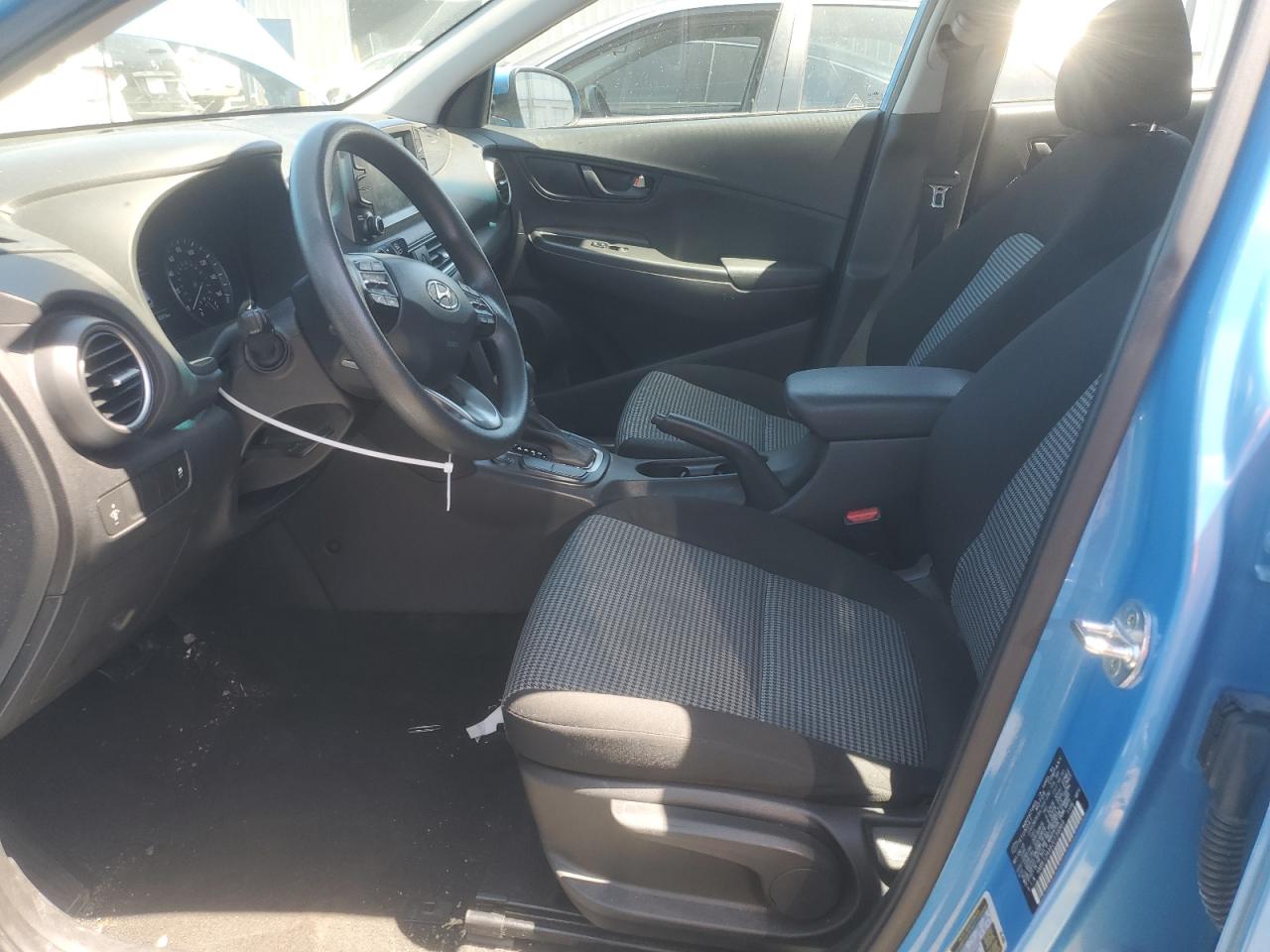 KM8K12AA6JU139869 2018 Hyundai Kona Se